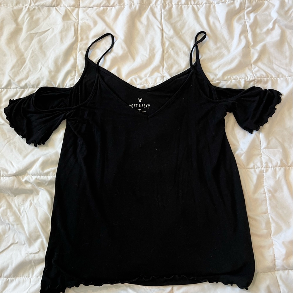 Soft and sexy tank off the shoulder sleeves
